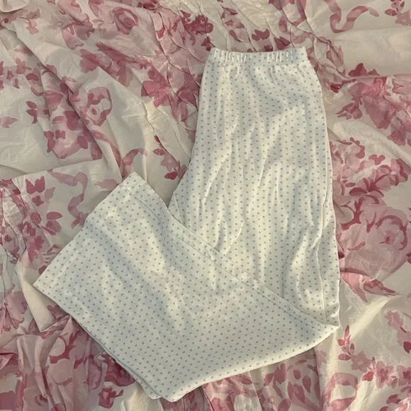 Brandy Melville White with Blue Hearts Pants - Picture 1 of 2